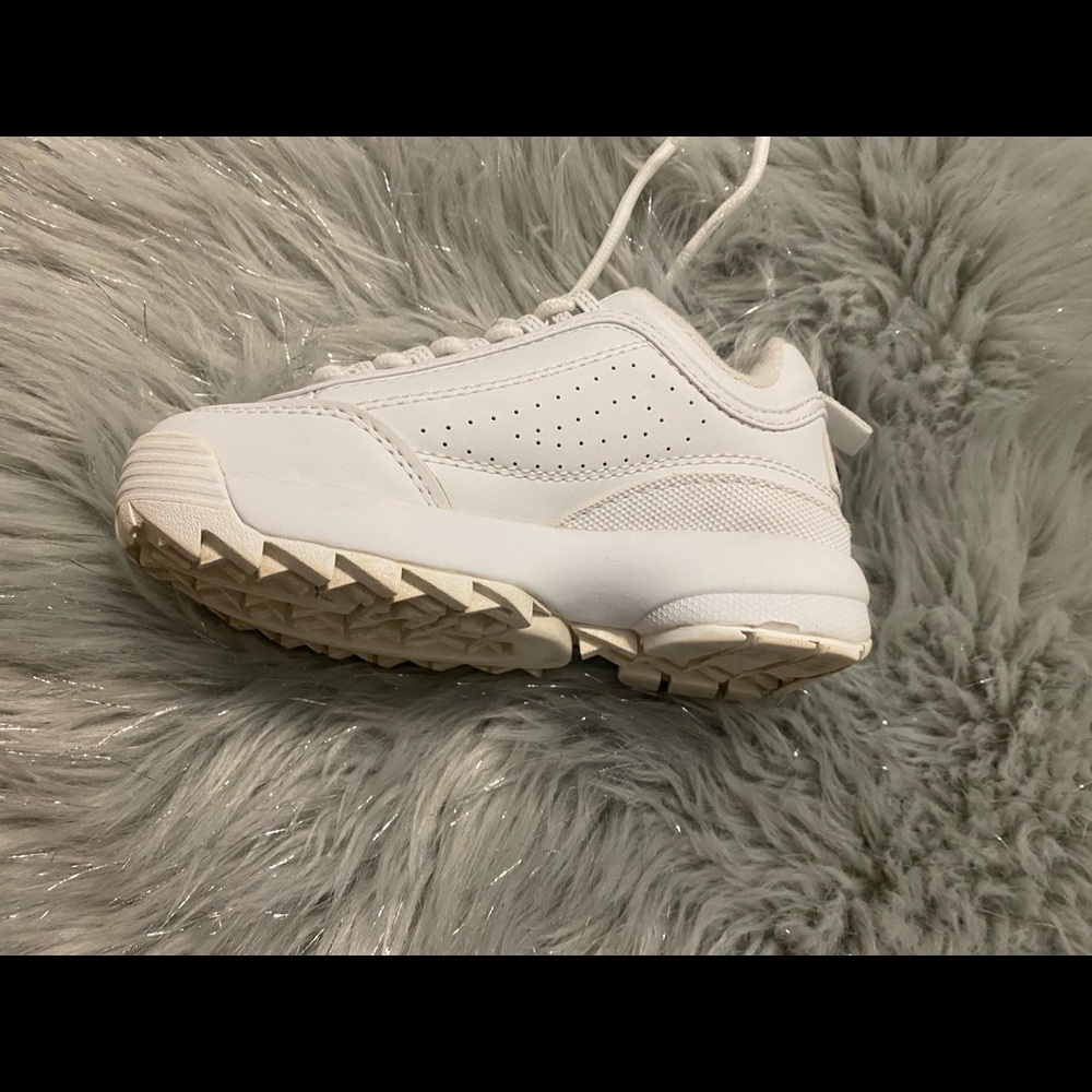 Boys shoes